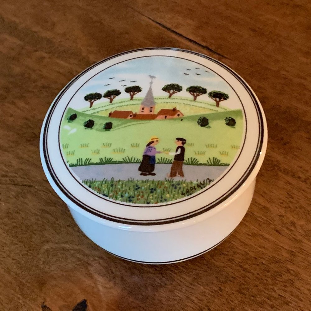 Villeroy & Boch Design Naif 3" Porcelain Round Trinket Box